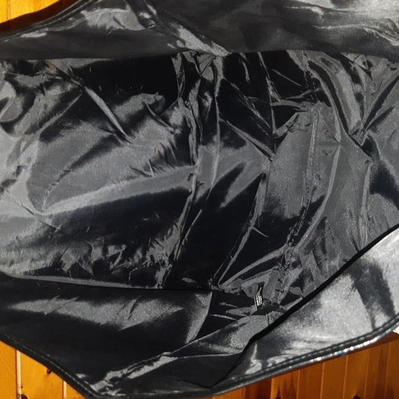 Victoria's Secret Weekender Tote - Picture 5 of 5